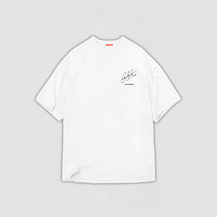 Introducing The Frog T-shirt in White. It's made in high-end quality cotton. The distressed effects fits relaxed in the body with dropped shoulders. Iconic Cactus Becks signature at the front. The back is inspired by the lively spirit of the frog. This t-shirt is a canvas for adventure and artistic expression. The Mind Is Free.